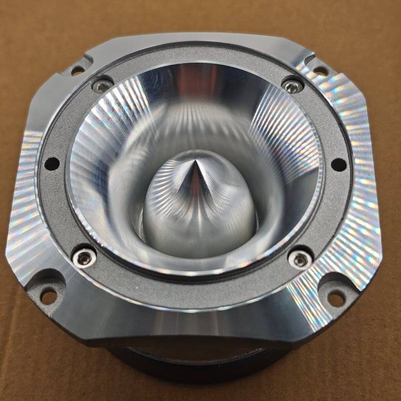 Magas frekvenciás tweeter | Koaxiális kompozit, Diafragma nem papír, Külső mágneses áramkör, Omnidirekcionális