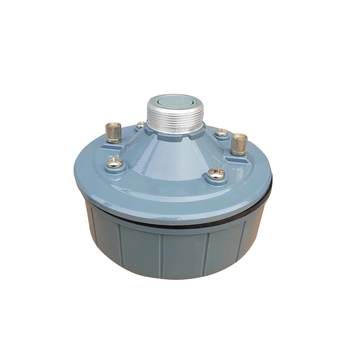 AU-60 driver tweeter pentru hornuri, diafragmă non-papier, circuit magnetic intern, răspuns în frecvenţă 0,2–5,2 kHz, direcţie unidirețional