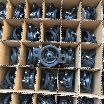 Tweeter auto HiFi cu diafragmă de mătase, pentru uși, montaj triunghiular pe A-pilon, 4 Ω, 20 W