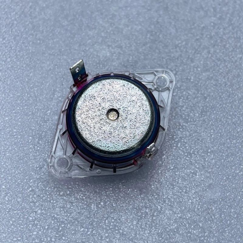 Magas frekvenciájú tweeter neodímium-mágnessel, áttetsző dóm, 4 Ω, hangszeres alkalmazásra