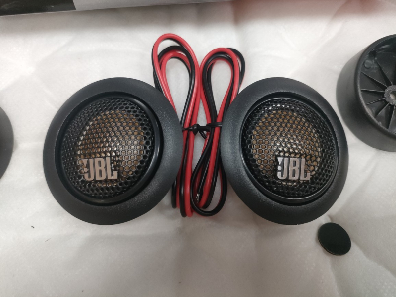 Automobilski tweeter GT025T – Model 025, 4 Ω, 12 V, Univerzalna kompatibilnost