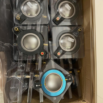 Tweeter meghajtófej hangfalhoz polimer membránnal, koaxiális összetétel, 44.4 hangtekercs