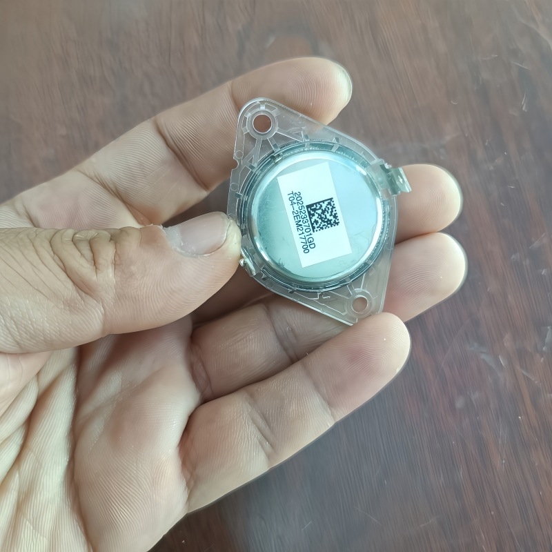 Tweeter zenei hangszerhez — neodímium mágnes, átlátszó ház, 4 Ω impedancia, kombinált papíralapú kónus, diafragma nem papír anyagból