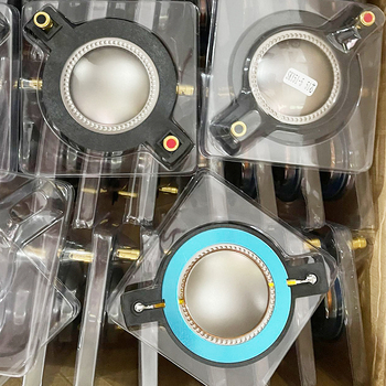 Аксесоар за говорител: високочестотен рогов драйвер, модел 44.4, код 002