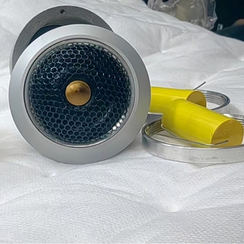 Vācijā ražots auto tweeters ar audiophile līmeņa svilenas membrānas, 4 Ω, 12 V, Modelis 1