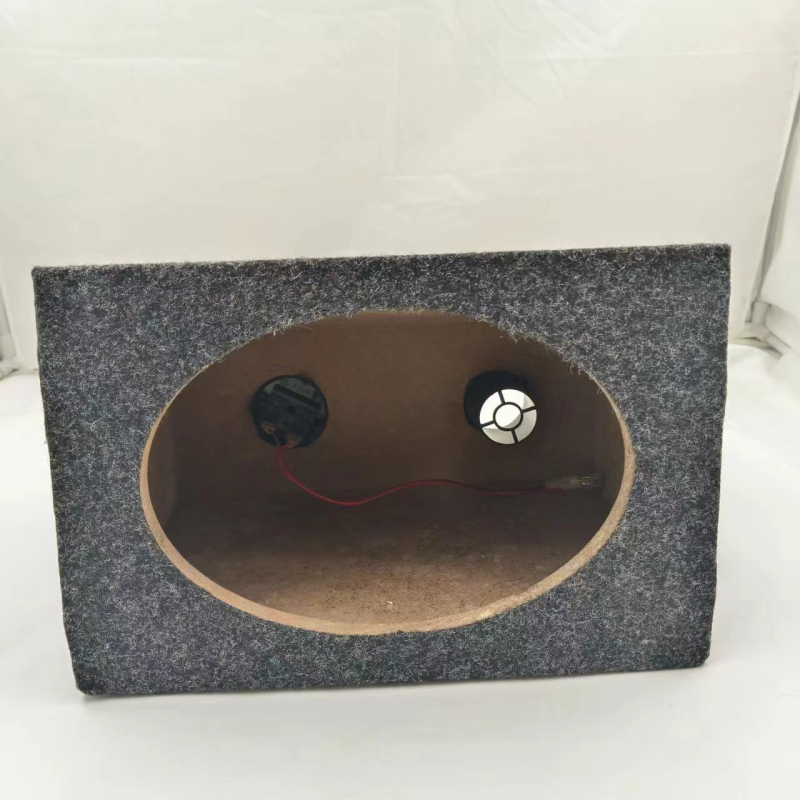 Automobilinis aukštadažnis garsiakalbis su magnetu, modelis tp07s, 150W, 4Ω, dažnio atsakas 25-65, diafragma iš neodimio titano