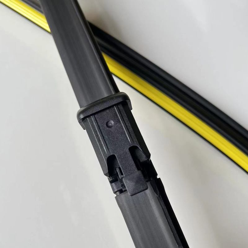 Okos ablaktörlő vízpermet S1, 24V, 180°, gumi, kompatibil Volvo XC60/S60 és Lynk & Co 09