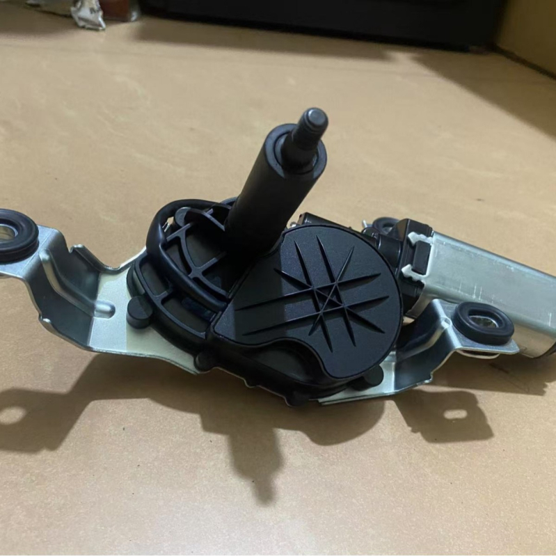 Motor brisača za Volvo, model 8638163, 360° ugao brisanja, 12V, sklop ruke brisača 108