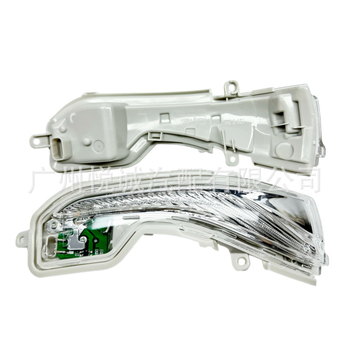 Infiniti Q50/Q70/QX30/Q60-hoz visszapillantó tükör jelzőfénnyel — 12V, sík tükör, ABS burkolat, modellek 26160-4GA0A / 26165-4GA0A