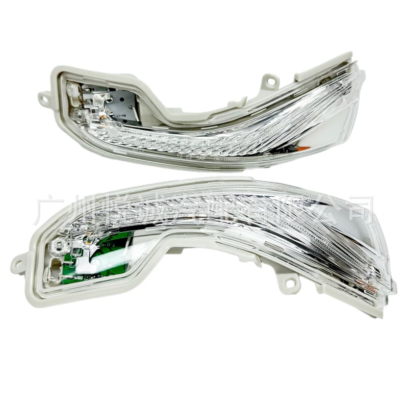 Infiniti Q50/Q70/QX30/Q60-hoz visszapillantó tükör jelzőfénnyel — 12V, sík tükör, ABS burkolat, modellek 26160-4GA0A / 26165-4GA0A