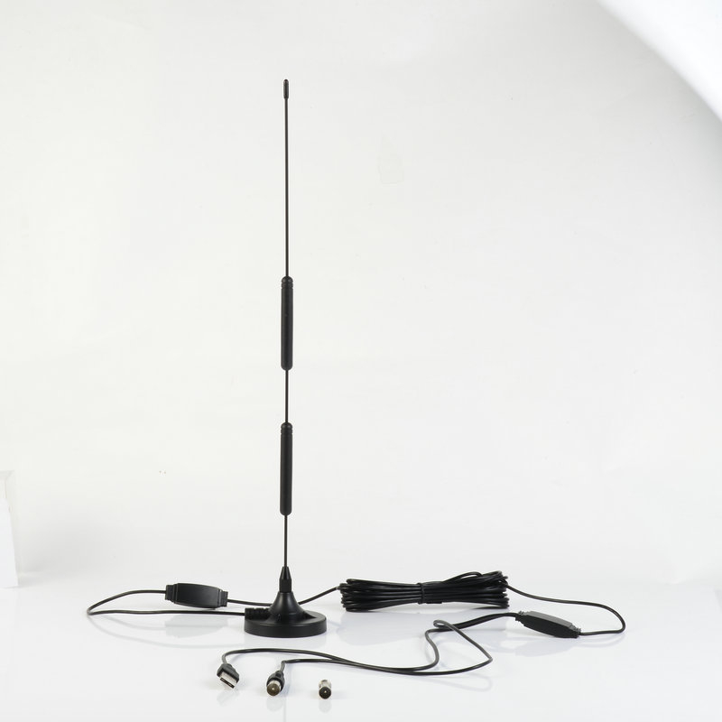 Unutarnja auto antena za TV, s velikom usisnom čašom, 5 m kabel i 40 cm ravna šipka za digitalnu TV.