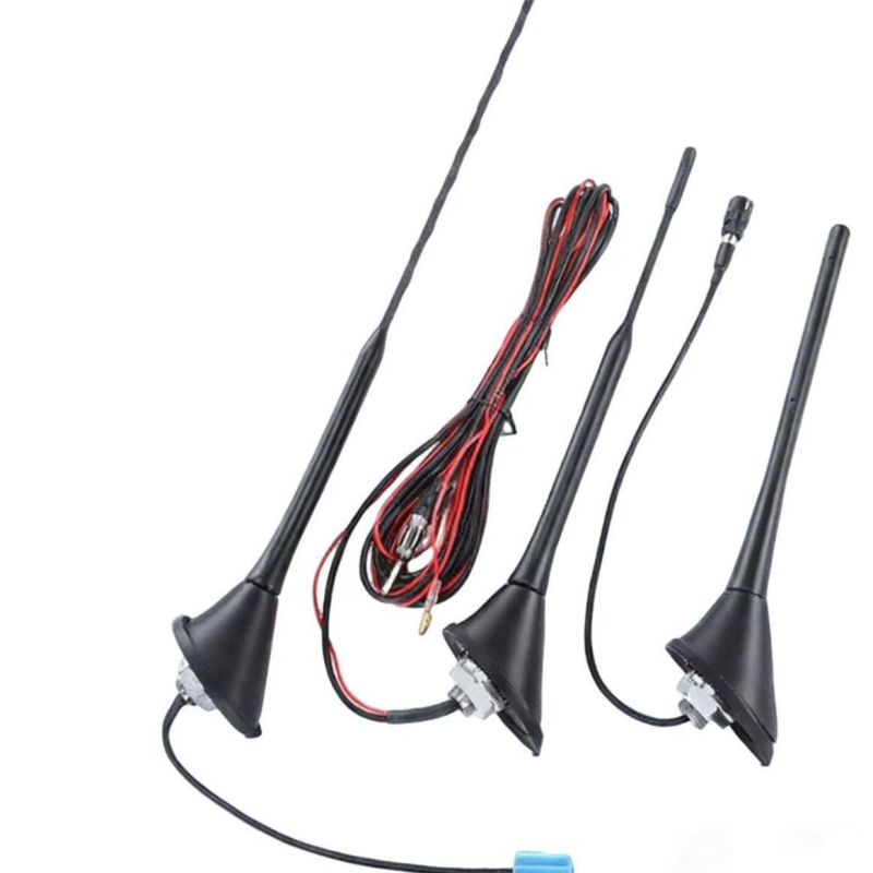 Auto radijska antena za krov s aktivnim pojačanjem signala FM/AM, montaža usisnom čašom, univerzalna kompatibilnost (Tip: auto radijska antena; Montaža: usisna čašica; Kompatibilnost: univerzalna; FM/AM)