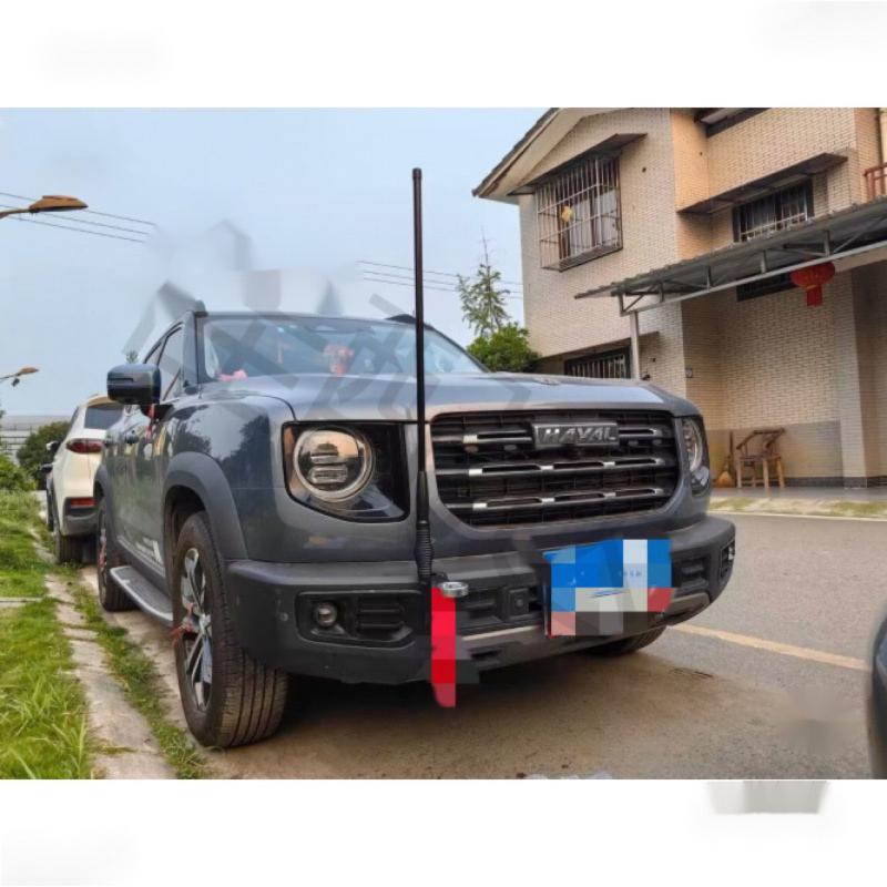 Off-road járműhöz készült antenna zászlóoszloppal és dekoratív elemekkel (Szerelés: csavaros; Típus: 20213; Termékkód: Nzxktp5r; Kompatibilis modellek: Egyéb)