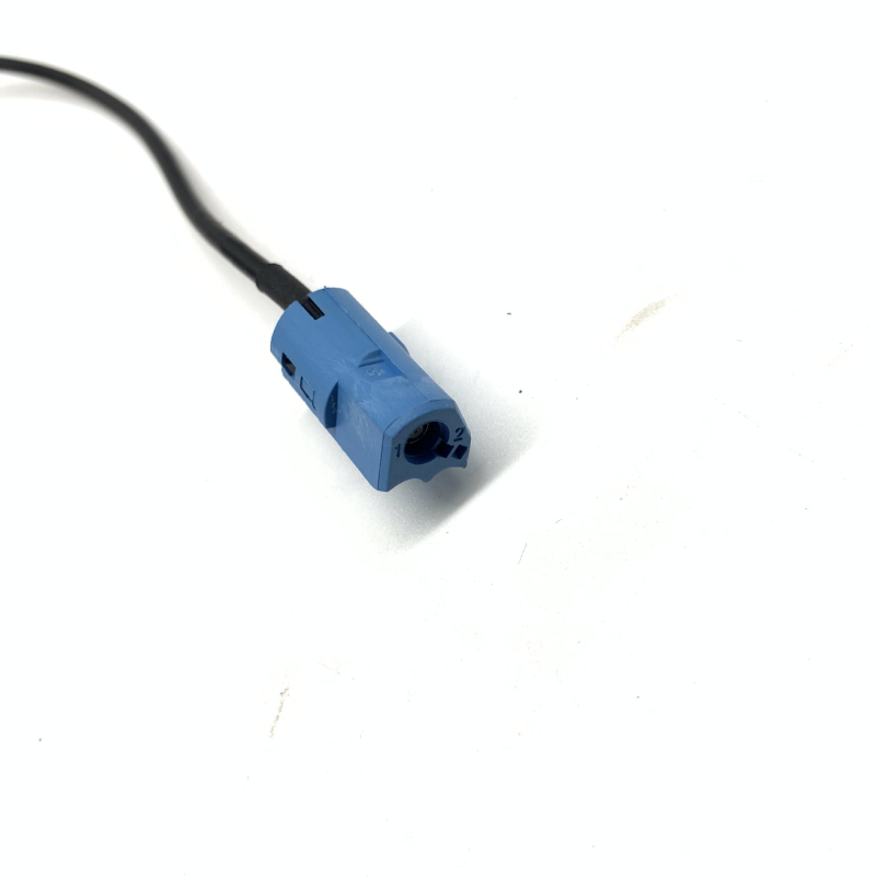 Automobilska radio antena, krovna baza M5, AM/FM, pojačanje signala, 12V plug-in, za Volkswagen
