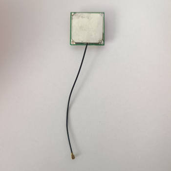 Automobilska GNSS antena s aktivnom keramikom dizajnom, GPS+BeiDou+GLONASS, duljina kabela 3m/5m/10m