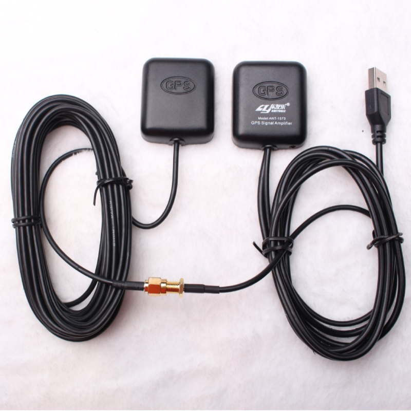 GPS automobilių antenos signalo stiprintuvas ANT-1573, lipniai montuojamas (magnetas ir dvipusė lipni juosta), 5V įtampa, 0,03 A srovė, suderinamas su visais modeliais