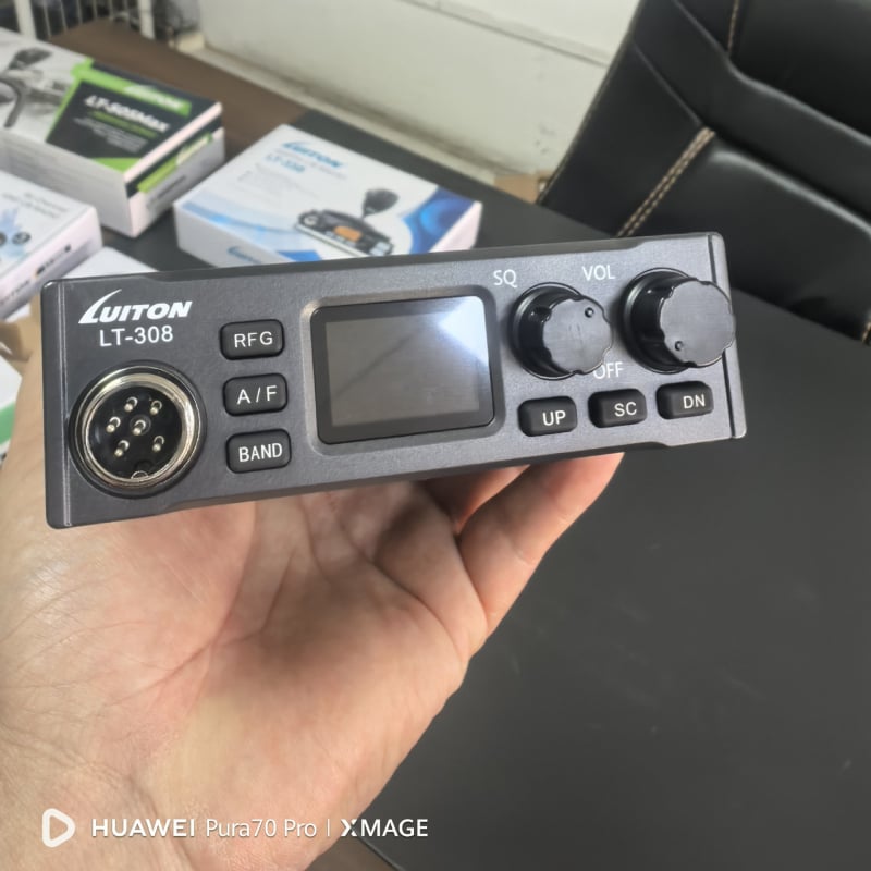 Luiton LT-308 Desktop morski interkom kratkovalno CB radio 27–39 MHz, domet 10–50 km, zaslon