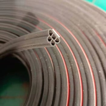 Автомобилен уплътнител с самозалепваща повърхност за звукоизолация – пет отвора за краищата на врати; гума, дебелина 5 мм; подходящ за врата, A-колона, B-колона, багажник и преден капак; съвместим с всички модели