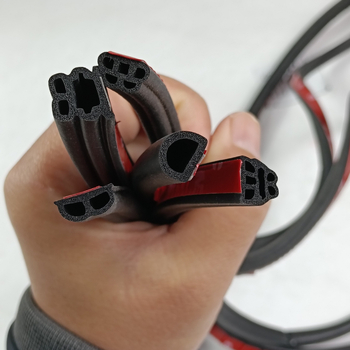 Bandă de etanșare a spațiului dintre ușile auto - cauciuc cu trei găuri, pentru întregul vehicul, compatibil universal