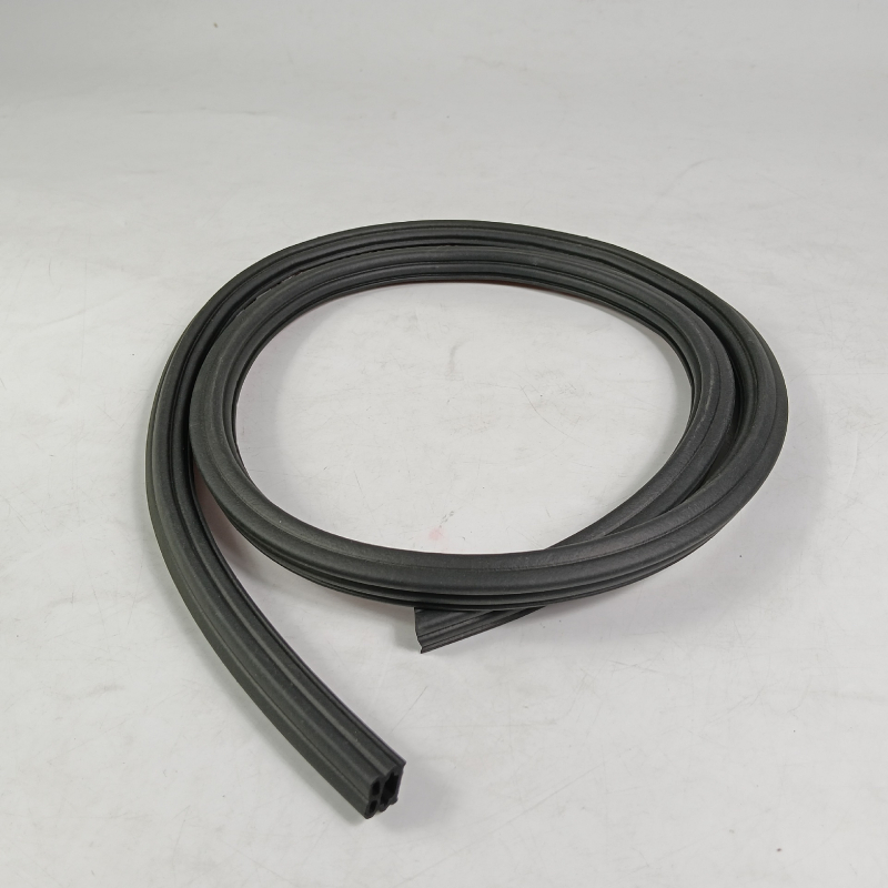 Bandă de etanșare a spațiului dintre ușile auto - cauciuc cu trei găuri, pentru întregul vehicul, compatibil universal