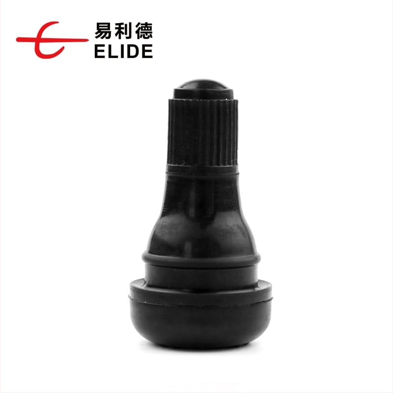 TR412 tubeless szelepez, réz testtel, snap-on csatlakozás, közönséges magüreggel; kompatibilis TR413/TR414/TR415 és különböző autómodellekkel