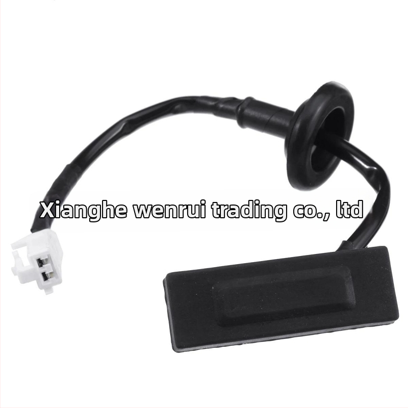 Aizmugures bagāžas vāka taustiņš Hyundai Accent Solaris | BFLC, detaļu numuri: 812601R000, 81260-1R000 | Atvēršanas veids: taustiņš