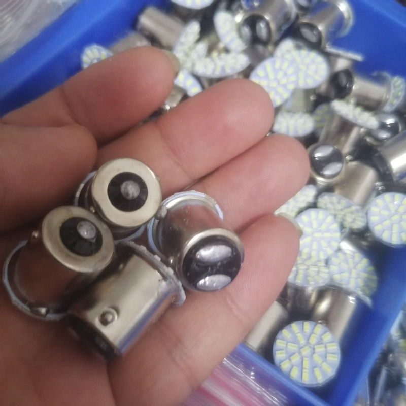Automobilski LED set 42 komada, T10, 8SMD 5050 LED, 12V, univerzalna kompatibilnost 1156/1157