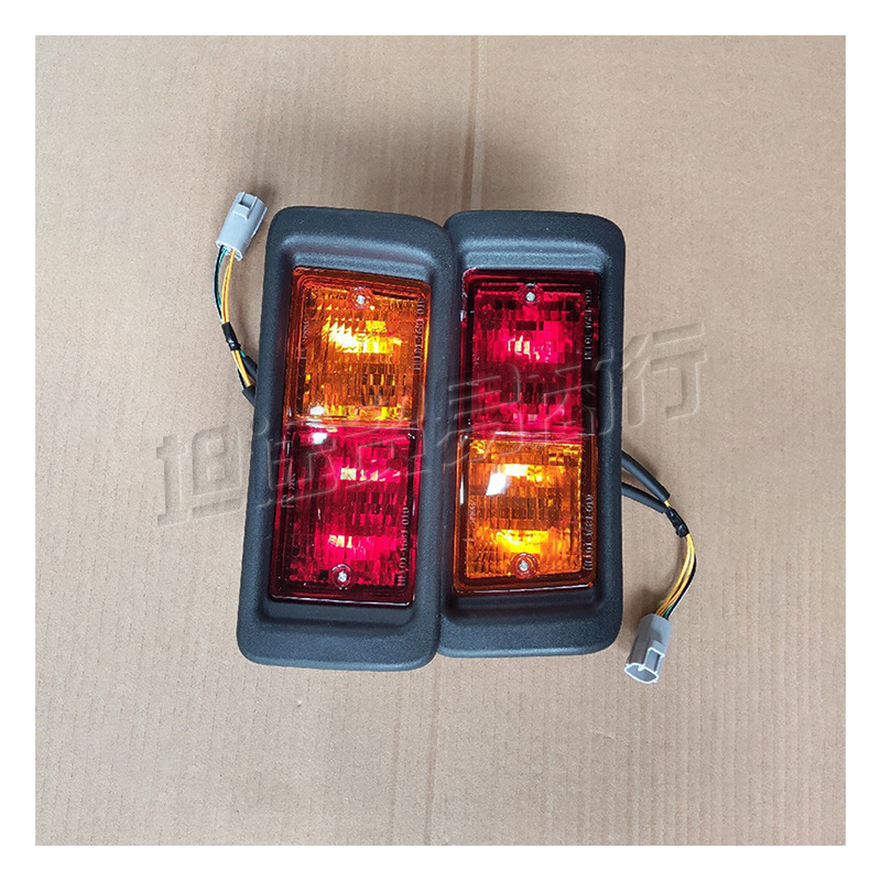 Автомобилно задно светло за LC76 — 55W, 12V, съвместимо с LC76