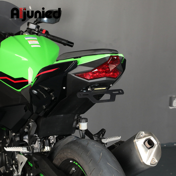 LED stražnja svjetla N406 za Kawasaki Z400/Ninja400/ZX-10R/Z1000 s kratkim stražnjim krilom i nosačem registarske pločice; 12V, 0.6W vožnja, 2.5W kočenje, 10W pokazivač