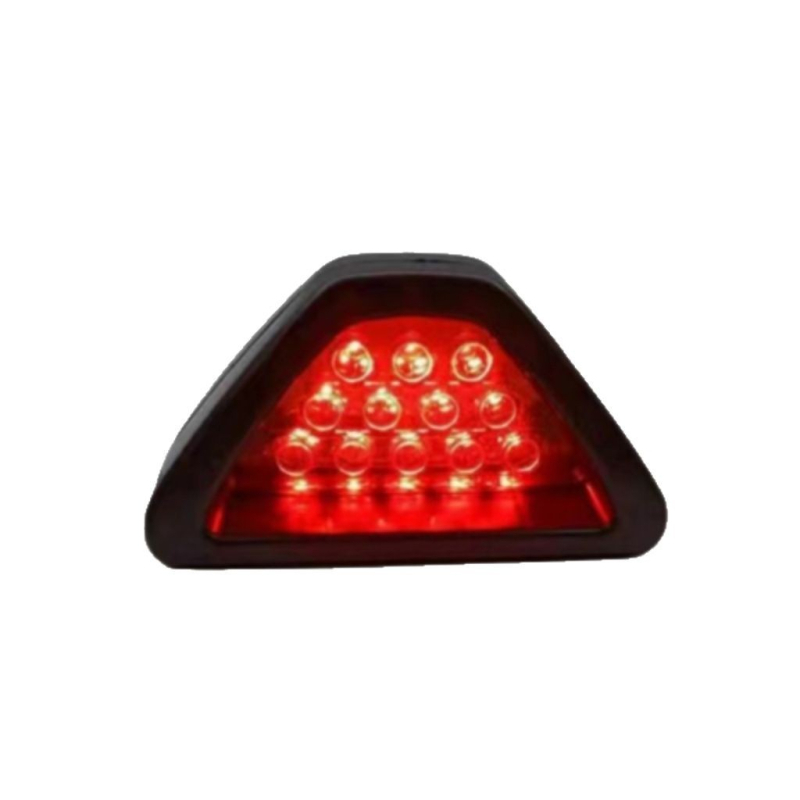 Univerzalno LED svjetlo za kočnice automobila s intenzivnim bljeskom upozorenja