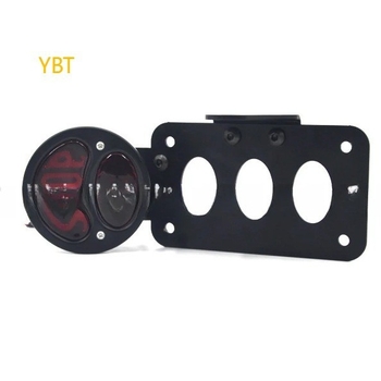 Lumină spate pentru motocicletă, stil retro, construcție din metal, 12V, 15W, model LLE-YBT-29, suport cu 3 găuri