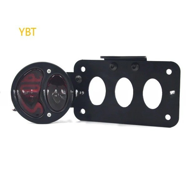 Lumină spate pentru motocicletă, stil retro, construcție din metal, 12V, 15W, model LLE-YBT-29, suport cu 3 găuri