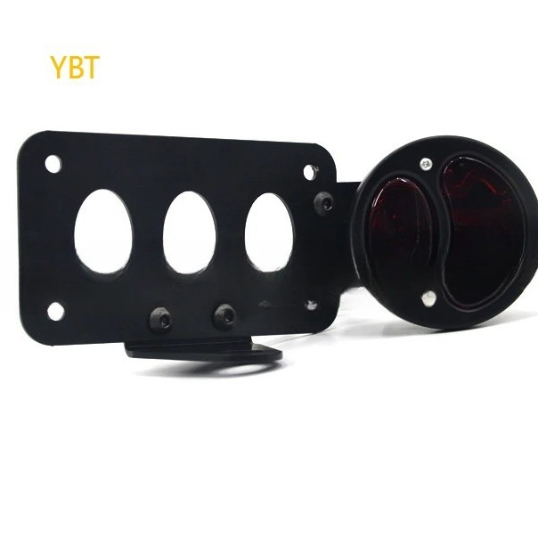 Lumină spate pentru motocicletă, stil retro, construcție din metal, 12V, 15W, model LLE-YBT-29, suport cu 3 găuri