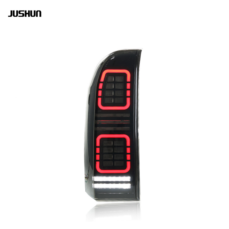 LED stražnja svjetla za Nissan Patrol Y61 (05-22), kućište od PC, 12V