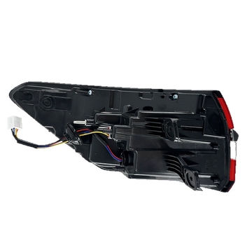 Geely Binyue (Coolray) jobb oldali hátsó lámpa, 19–25 modellhez, 36-es teljesítmény, standard feszültség, alkatrész szám 705752590088910263