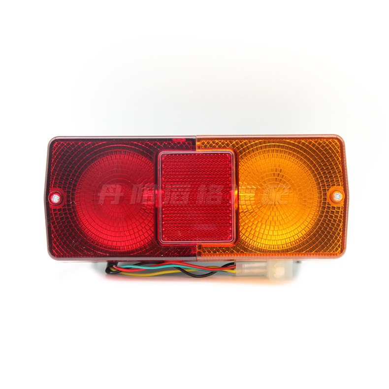 LED stražnja svjetla za automobile, kamione i traktore; modeli 3C081-75880, 3C081-75900; 12/24V; LED izvor svjetla; trajanje 20000 h