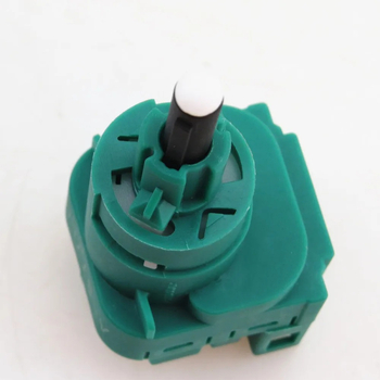 Bremzes gaismas slēdzis Audi/VW (1C0945511A, 1J0945511A) – zīmols Yunnuo, pielāgošana pieejama.