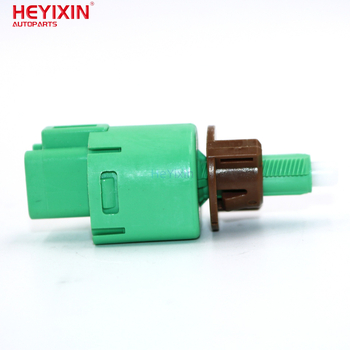 Féklámpa kapcsoló Toyota Camry, RAV4 és Land Cruiser Prado számára - Modell 84340-69075, Márka Heyixin