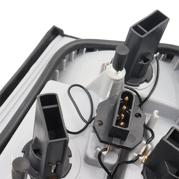 Tanfu LED stražnje svjetlo za BMW E34, model 63211384009, 12V