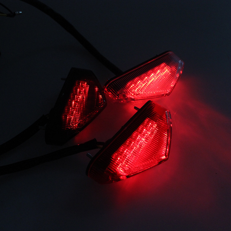 LED stražnja svjetla motocikla s LED-om i svjetlom za kočnicu, univerzalna kompatibilnost za off-road i električna vozila