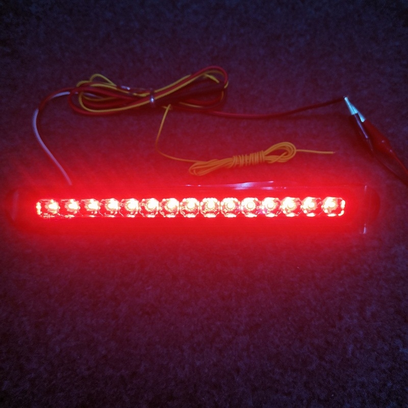 HY-084 LED задно светло, водоустойчив дълъг лентов дизайн, 10-30V, живот 50 000 ч, съвместимо с камион, ремарке, ван, пътнически автомобил и кемпер