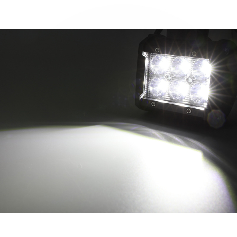 Automobilski LED reflektor 18W, 3030SMD, 12V, 1900 lm - Model 18w20smd