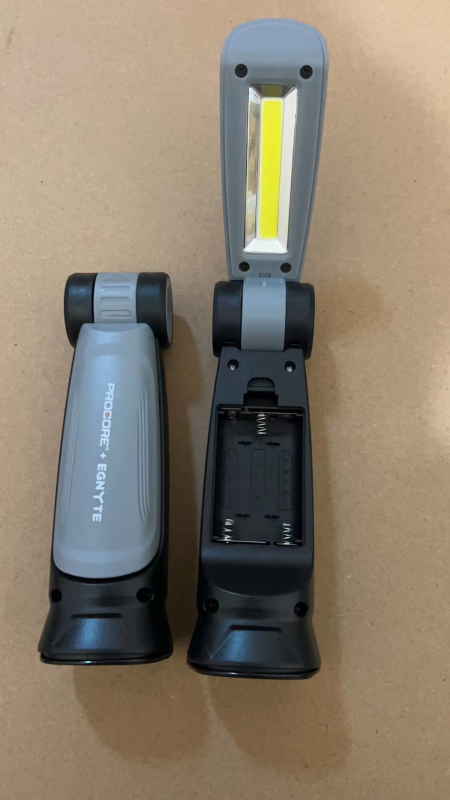 LED sklopna magnetska radna svjetiljka s dvostrukim izvorom svjetla, 10W, punjiva, ručno pokretanje, 360° rotacija