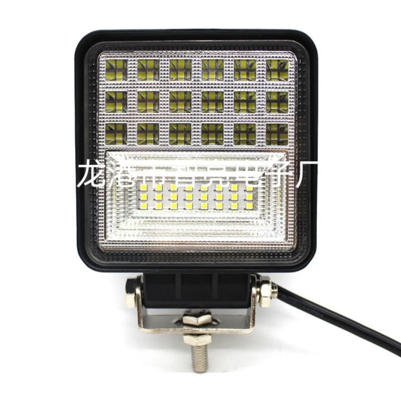 Kvadratni LED prednji reflektor za auto, model Zc-126w, 126W, 10-60V, 6720 lm, 50 000 h