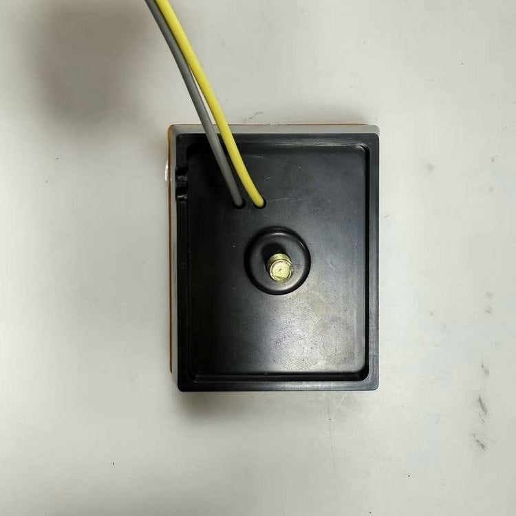 3-LED utánfutó kombinált oldalsó lámpa - szélességi fény, oldalsó fény, riasztó és jelzőfény, modell 003