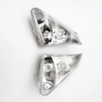 Mercedes-Benz első fényjelző a kanyarodáshoz W251, kompatibilis W251/R280/R300/R320/R350; 12V; PC anyag; alkatrész számok A2518200956 A2518201056