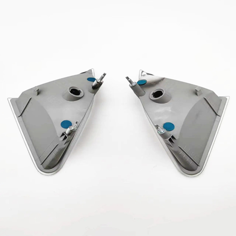 Mercedes-Benz első fényjelző a kanyarodáshoz W251, kompatibilis W251/R280/R300/R320/R350; 12V; PC anyag; alkatrész számok A2518200956 A2518201056