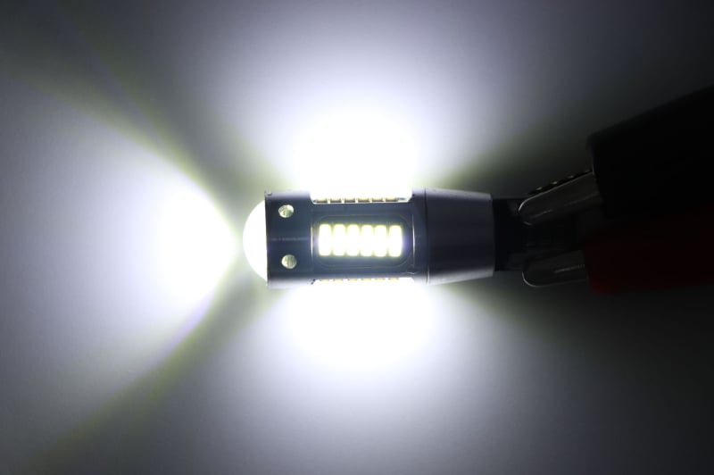 T10 LED lámpa autókhoz, 30SMD 3014, alumínium ház, 12V, élettartam 60000 óra