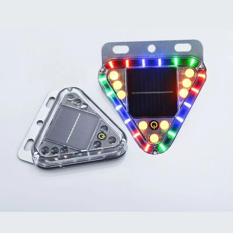 Solarsko upozoravajuće svjetlo za kamione, trokutasto LED stražnje svjetlo, bez kabeliranja, ABS kućište, 0.2W, 1.2V, 1.2A