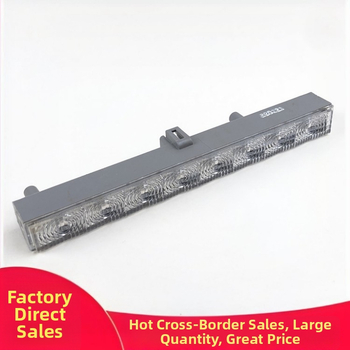 Kõrgema positsiooni pidurituled kate Toyota Camry, Avalon, Corolla, RAV4 ja Highlander jaoks – läbipaistev lambivarju kate, 12V, 5W, 5000 lm (Mudel 81006 81570)